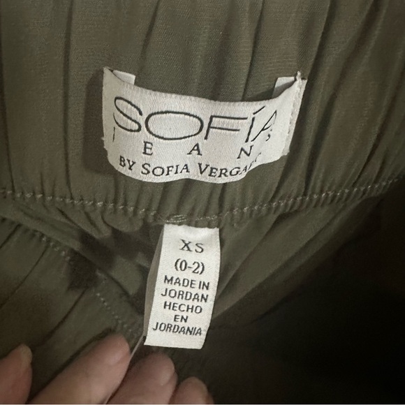 SOFIA VERGARA ☆ Luxe Cargo High-Rise Ankle Pants ☆ Size XS ☆ NWT - Picture 4 of 5